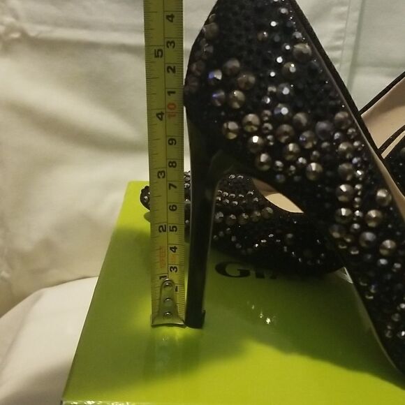 Wonens Shoes   - Picture 9 of 9